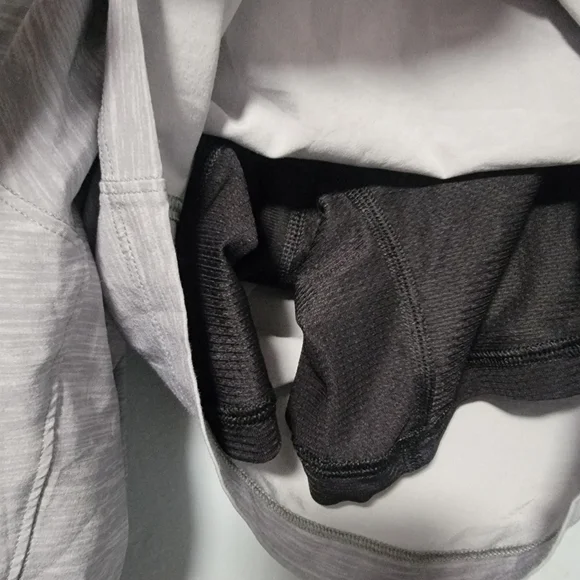 LULULEMON MEN Gray Shorts - Picture 4 of 5